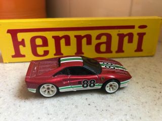 Hot Wheels Ferrari Racer Ferrari 288 GTO - 1:64 - LOOSE 2