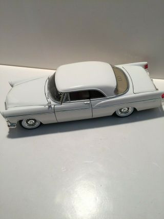 Maisto " Special Edition " 1956 White Chrysler 300b Diecast 1:18