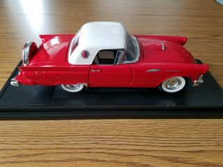 Yat Ming 1:18 Scale 1957 Ford Thunderbird Red 2