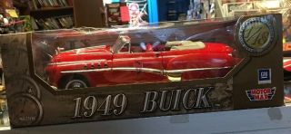 Motor Max 1949 Buick Roadmaster Eight Convertible Diecast Car Box 1:18 Red 73116