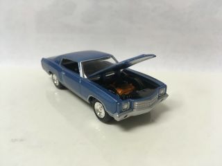 1970 70 Chevy Monte Carlo SS Collectible 1/64 Scale Diecast Diorama Model 2