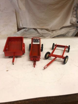Tru Scale Spreader Wagon Gear And 2 Wheel Trailer Vintage Toys