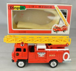 Yonezawa Diapet 13 - 0283 Isuzu Ladder Fire Truck 7 5/8 " Long