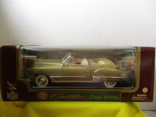 1/18 Scale Road Legends 1949 Cadillac Coupe Deville