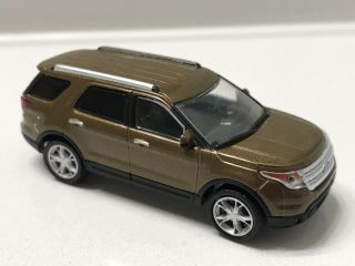 Greenlight 1:64 2013 Ford Explorer Hitch & Tow Series 4 Brown Rare Loose