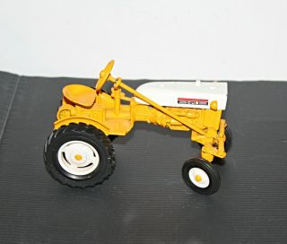 Ertl International Ih Cub Tractor 1:16 Scale Die - Cast