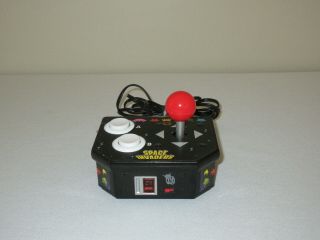 Space Invaders Plug And Play Tv Games Jakks Pacific 2011 10 Retro Games 10 - In - 1