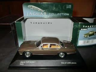 Vanguards 1/43 Jaguar Xj6 Series I " Sable " Limited Va08605