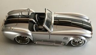 Jada Toys Dub City Bigtime Muscle 1965 Shelby Cobra 427 S/c 1:24 Silver/black