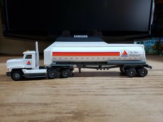 Winross Freightliner Truck And Tanker Trailer Citgo The Sign Of Quality 1:64