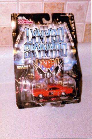 2000 Lynyrd Skynyrd Racing Champions 1/64 Diecast Car
