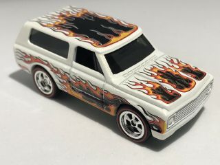 Hot Wheels Garage Redline Real Riders ‘70 Chevrolet Blazer White W/ Flames