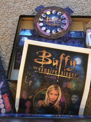 Buffy the Vampire Slayer: The Board Game,  2000,  Hasbro Milton Bradley 4