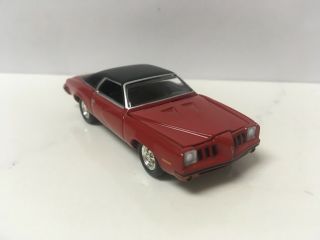 1973 73 Pontiac Grand Am Collectible 1/64 Scale Diecast Diorama Model