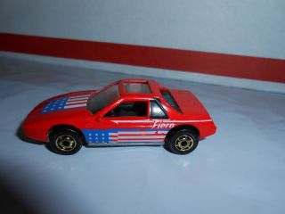 Vtg Hot Wheels Mattel 1984 The Hot Ones Pontiac Fiero Red W/ Flag On Hood