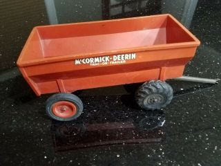 Mccormick - Deering Tractor Trailer Flarebox Wagon Vintage Metal Plastic Toy