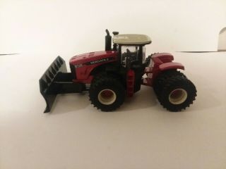 1/64 Ertl Versatile 450 Tractor With Grouser Ag Pro Blade