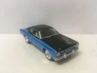 1971 71 Plymouth Duster 340 Wedge Collectible 1/64 Scale Diecast Diorama Model
