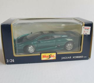 Maisto Special Edition Jaguar Xj220 (1992),  Green 1:24 Scale - Old Stock