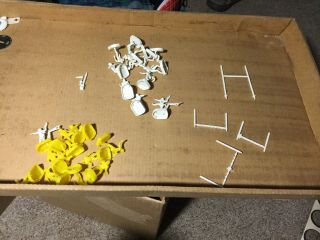 Vintage Early Tudor Electric Football Players 22 Total White & Yellow Plastic