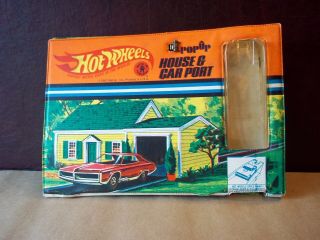 Vintage Hot Wheels Pop Up House & Car Port - 1967 - Foldable