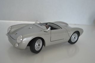 Maisto Special Edition 1:18 1955 Porsche 550 A Spyder Silver No.  31843