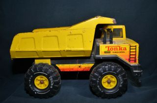 Vintage Metal Tonka Yellow Dump Truck