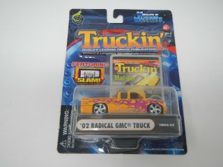 Muscle Machines Truckin  02 Radical Gmc Truck Tm04 - 05