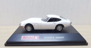 Real - X 1/72 Toyota 2000gt White Diecast Car Model