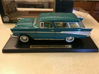 Road Tough Yat Ming Chevrolet Nomad (1957) 1/18 Scale Die Cast Blue & White