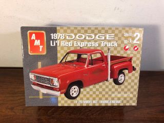 Amt 1978 Dodge Lil Red Express Model Kit Truck 38248 Bags 1:25