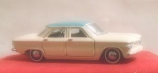 1988 Franklin - 1:24 (4 ") 1960 Chevrolet Corvair 4 Dr