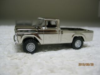 Johnny Lightning 1/64 Loose Classic Gold R41 - 1959 Ford F - 250 Pickup Chrome