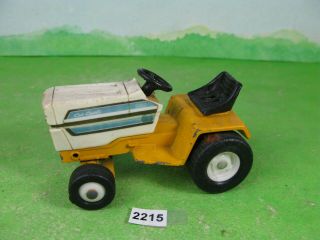 Vintage Ertyl ? Diecast Tractor Cub Cadet Farm Collectable Model 2215