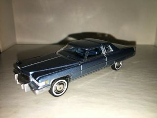 76 Cadillac Coupe Deville 1:64 Scale Diorama Diecast Model Car Blue Vhtf