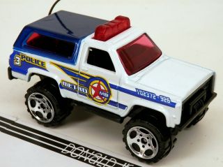 Matchbox 1980s Chevrolet Blazer White&blue Metro Police 4x4 K5 Chevy 1:56 Scale