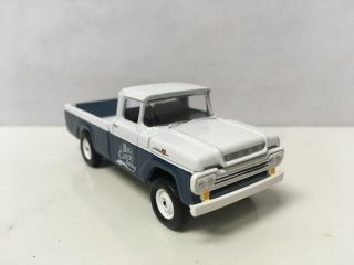 1959 59 Ford F - 250 Collectible 1/64 Scale Diecast Diorama Model