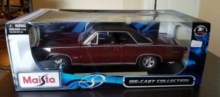 1965 Pontiac Gto Special Edition Burgundy 1:18 Die - Cast Car W/box Maisto