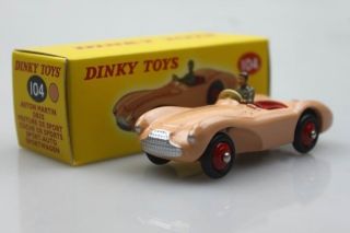 Atlas 104 Orange Dinky Toys 1:43 Aston Martin Db3s Sport Alloy Car Models
