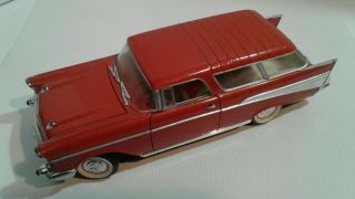 Road Tough Chevrolet Nomad 1957 Red 1:18 Diecast Model 92088