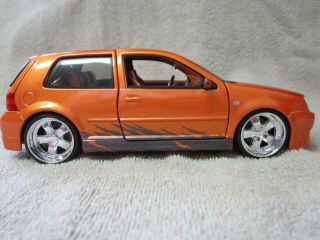 Maisto Volkswagen,  Vw Golf,  Cool 1/24 Diecast Car,  Paint And Graphics