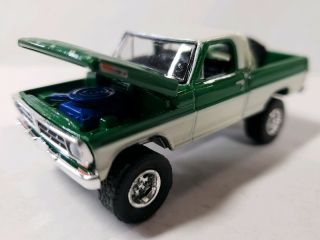 1970 Ford F150 short bed Truck 1:64 Scale 4x4 f100 4WD f350 150 tires hitch tow 4