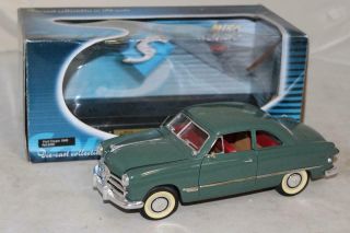 Mira By Solido 1949 Ford Coupe 1:18 Diecast Vehicle - Flaw
