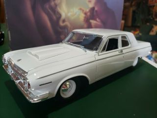 1963 White Dodge 330 2 Door Coupe Car By Maisto Special Edition 1/18 Scale