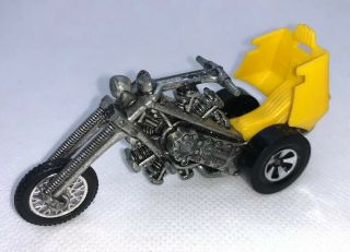 Vintage Hot Wheels Rrrumblers Revolution Mattel Hong Kong Yellow Red Hot Diecast