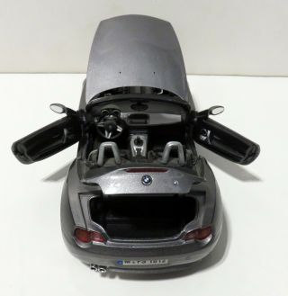 Maisto BMW Z4 Diecast 1/18 Scale 3
