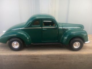 Tootsietoy 1940 Green Ford Coupe Diecast Car - Tootsie Toy 1/32 Scale