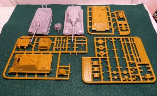 15mm Ww2 German Tank Destroyers And Misc.  Bits For Flames Of War
