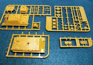 15mm WW2 German Tank Destroyers and misc.  bits for Flames of War 3