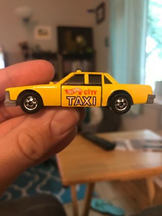 Vintage Hot Wheels Crack Ups Yellow Taxi Car 1983 Hong Kong Good Shape 2